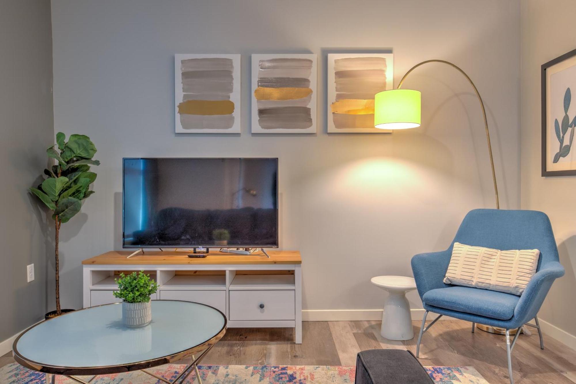 Kasa Forest Park St Louis Apartahotel