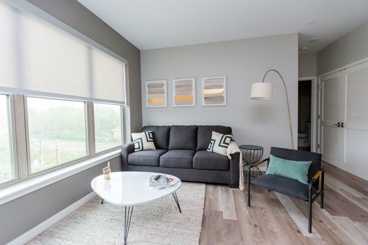 Kasa Forest Park St Louis Apartahotel